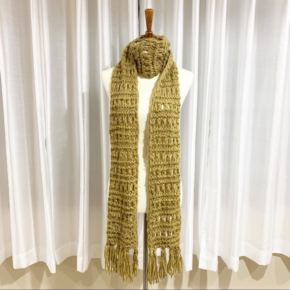 MUSTARD KNIT SCARF